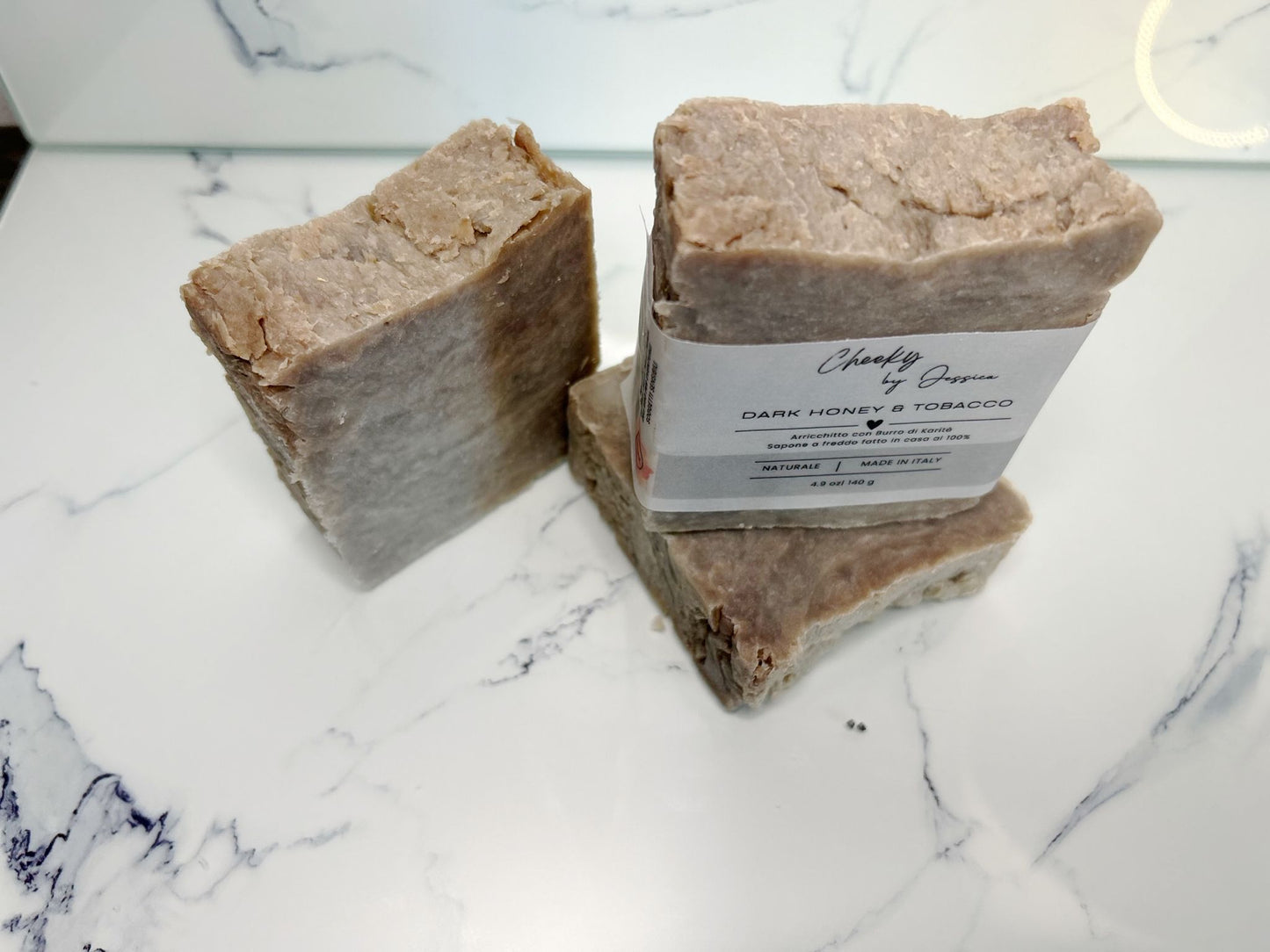 Saponetta al miele scuro e tabacco
