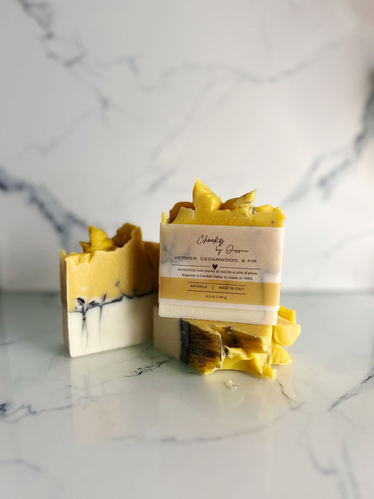 Saponetta al vetiver, cedro e abete